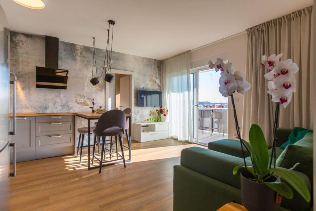 Apartman Anja, Apartman S Pogledom Apartment Trogir Ngoại thất bức ảnh