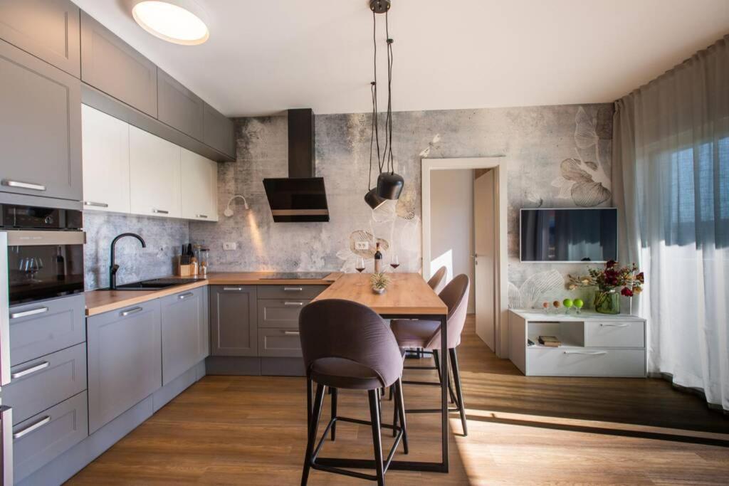 Apartman Anja, Apartman S Pogledom Apartment Trogir Ngoại thất bức ảnh